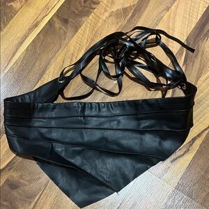 AKIRA Black Leather Wrap Scarf